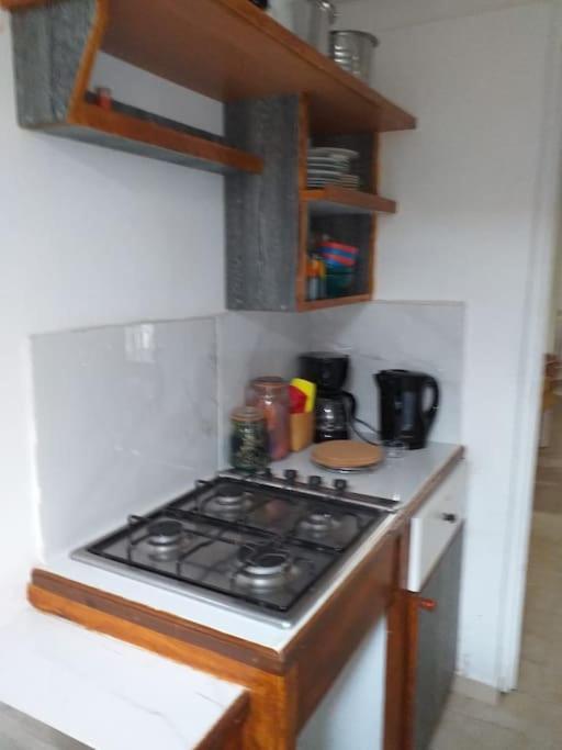Maison Creole Chaleureuse Avec Stationnement Le Gosier  Exteriér fotografie